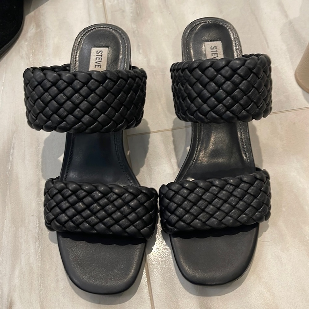 Steve Madden Women's Tielo Block Heeled Sandal